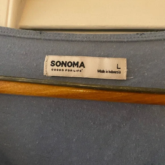 Dusty Blue Top, L - Picture 2 of 2